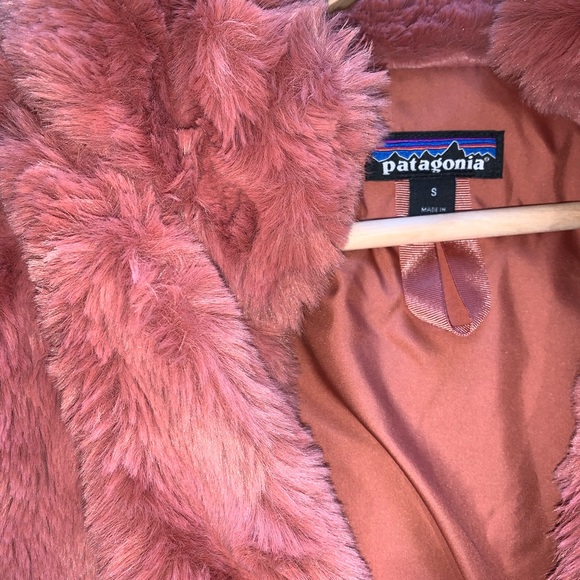 Patagonia Faux Fur Zip Up - Picture 3 of 4